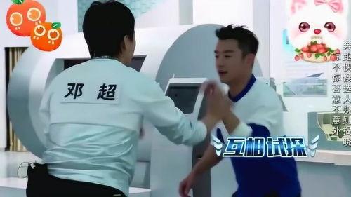 大勋被撕名牌吃瓜视频,揭秘娱乐圈幕后真相 大勋被撕名牌吃瓜视频,揭秘娱乐圈幕后真相